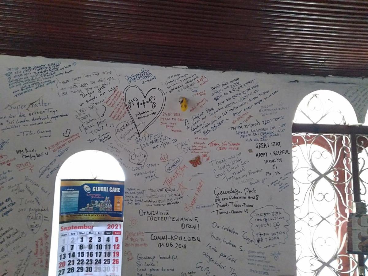 Selahn Inn Katunayaka Bagian luar foto