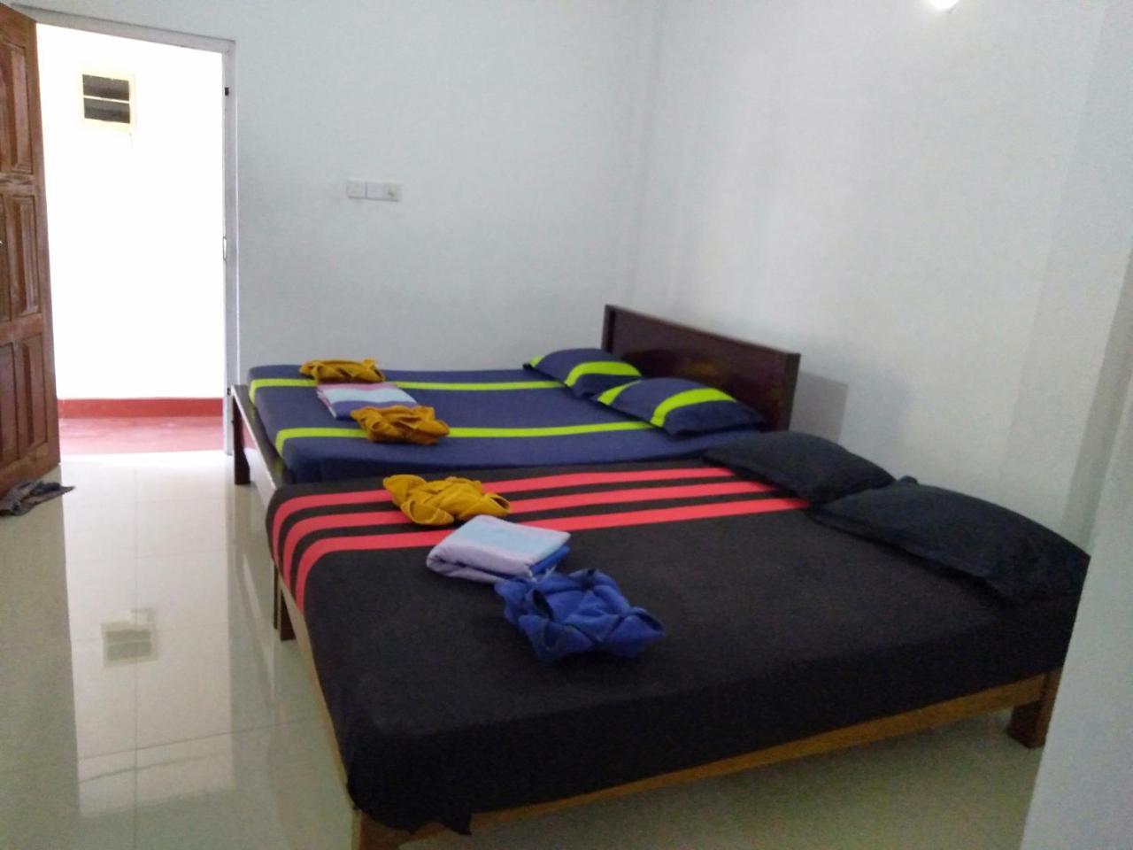 Selahn Inn Katunayaka Bagian luar foto